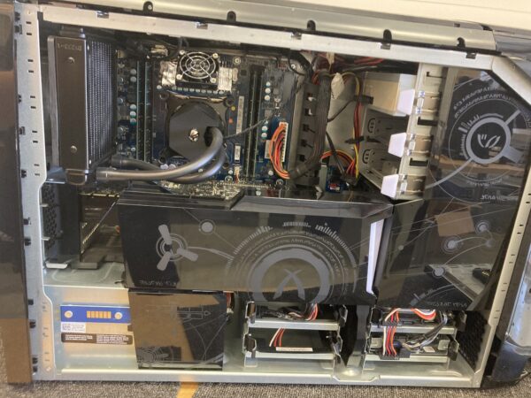 AlienWare Aurora R4 - Bilde 2