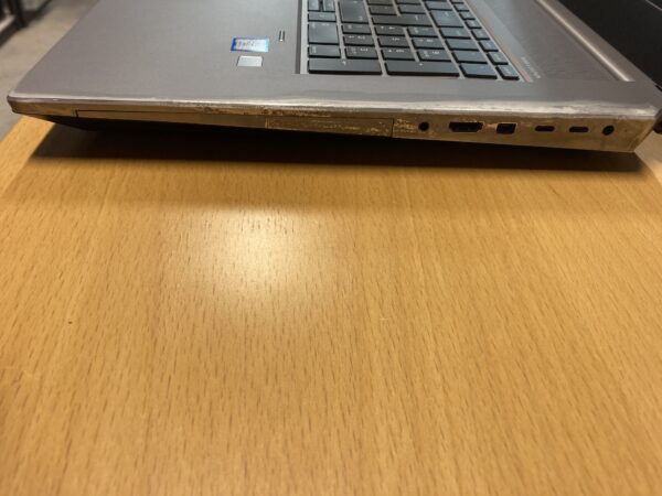 HP Zbook 17 G5 i7 - Bilde 5