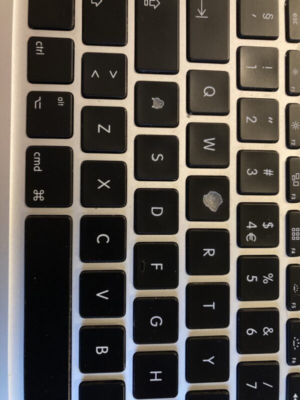 Apple Macbook Air 11 (Early 2014) - Bilde 4