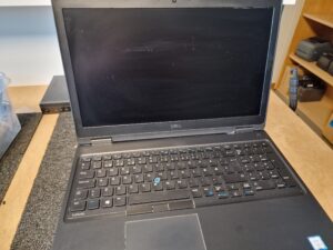 4x Dell Latitude 5580 Bundle