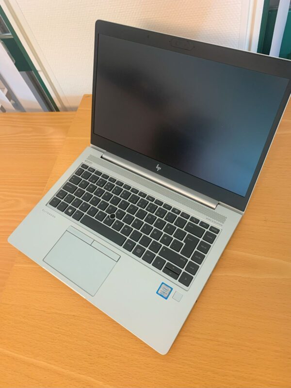 HP EliteBook 840 G5 i5-8250U 16/512