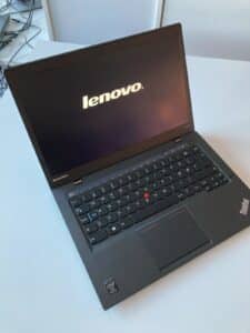 Lenovo Thinkpad X1 Carbon G2 8/256 i7 4G Linux
