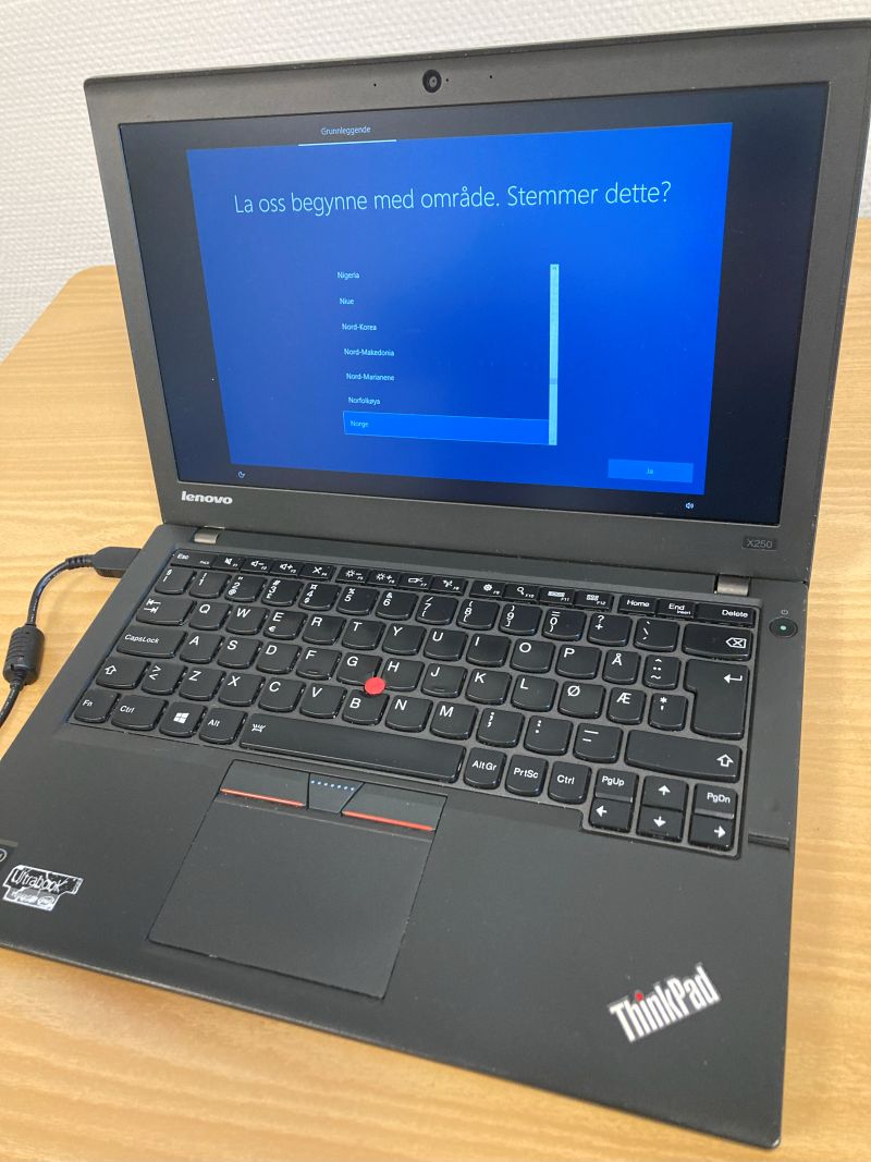 Lenovo Thinkpad X250 i7-5600U 8/256