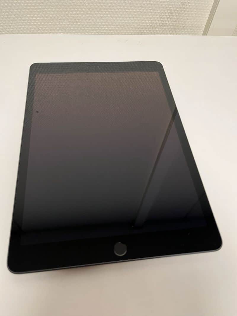 Apple iPad 10,2" 7. Gen– 128 GB (Grade A) Sim/Wifi A2198 - Bilde 2